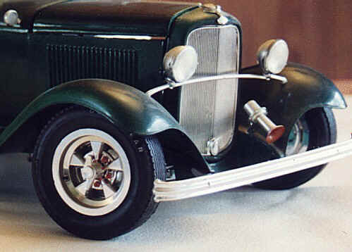 ford 32 cabrioletdetail calandre.JPG (207336 octets)
